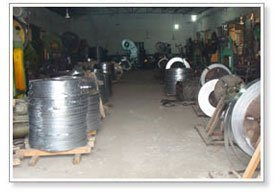 刀片刺网图片,刀片刺网高清图片 安平县同恒 原同程 电焊网荷兰网厂,